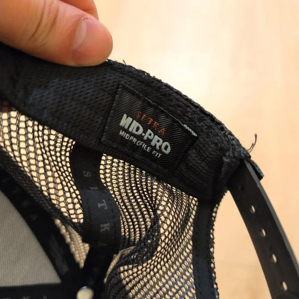 Sitka Trucker Hat Mesh Adjustable Snapback Hunting‎ Distressed Black